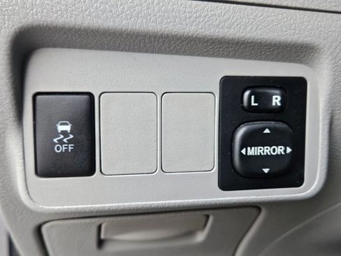 Used 2011 Toyota Corolla LE w/ Preferred Accessory Pkg image 14