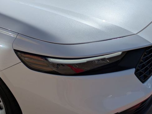 Used 2025 Honda Accord LX image 10