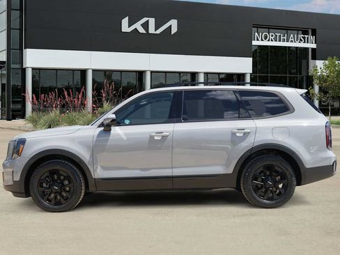 Used 2024 Kia Telluride SX Prestige X-Pro AWD/4WD image 3