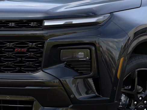 New 2026 Chevrolet Traverse RS w/ LPO, Floor Liner Package AWD/4WD image 10
