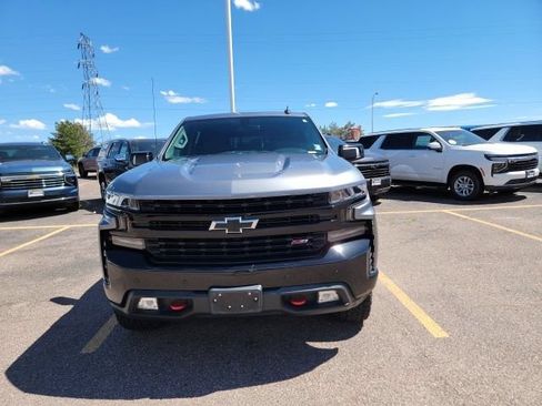 Used 2021 Chevrolet Silverado 1500 LT Trail Boss w/ Convenience Package II AWD/4WD image 2
