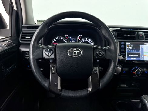 Used 2020 Toyota 4Runner TRD Off-Road Premium w/ Moonroof Package image 31