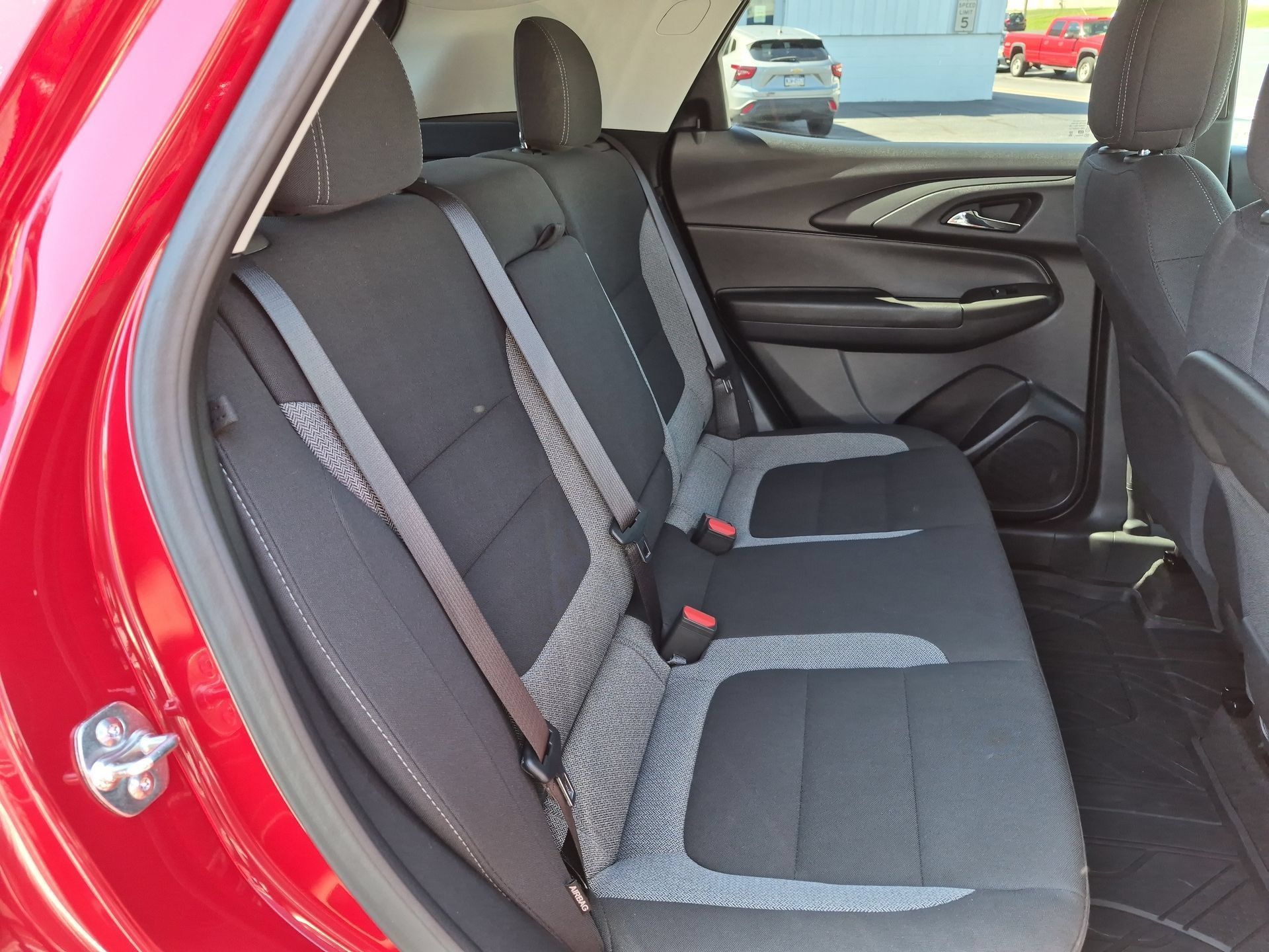 Used 2026 Chevrolet TrailBlazer LT w/ Convenience Package FWD image 25