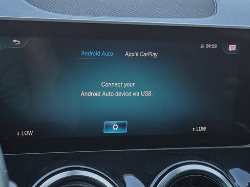 Certified 2021 Mercedes-Benz GLB 250 image 30