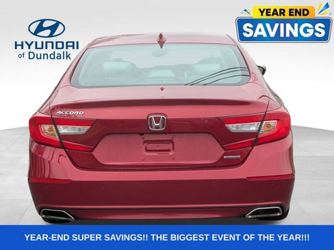 Used 2018 Honda Accord Touring image 5