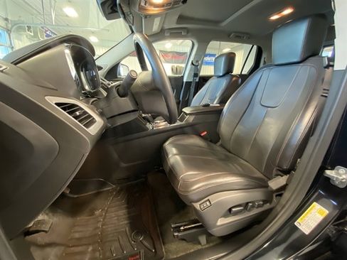 Used 2017 GMC Terrain SLT w/ Open Road Package image 11