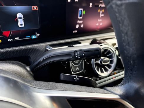 Used 2025 Mercedes-Benz CLA 250 image 13