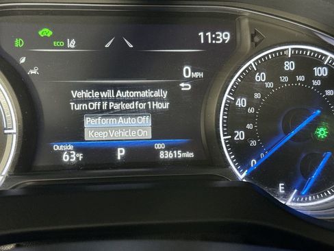 Used 2023 Toyota Venza XLE image 15