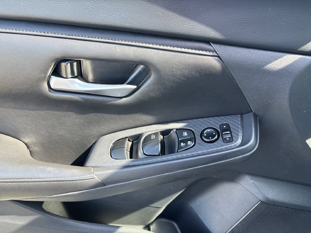 Certified 2025 Nissan Sentra SV w/ All-Weather Package FWD image 21