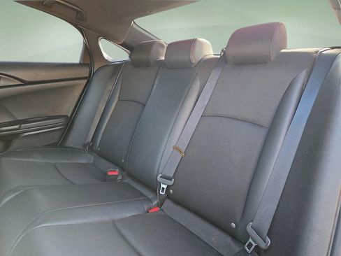 Used 2019 Honda Civic Sport image 11