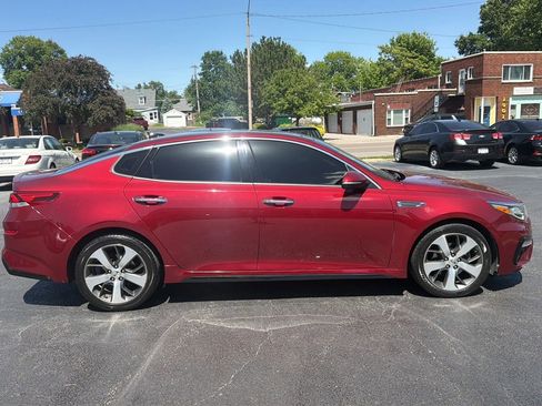 Used 2019 Kia Optima S w/ S Panoramic Sunroof Package FWD image 4