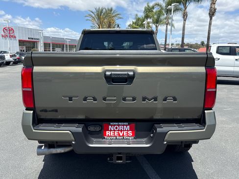 New 2026 Toyota Tacoma TRD Off-Road AWD/4WD image 9
