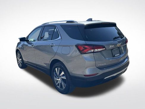 Used 2024 Chevrolet Equinox Premier w/ LPO, Floor Liner Package FWD image 3