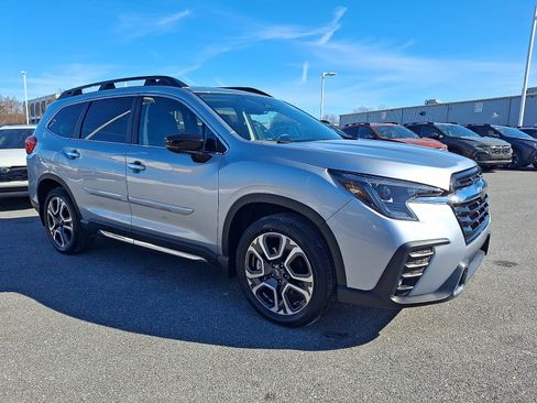 Certified 2025 Subaru Ascent Touring image 3