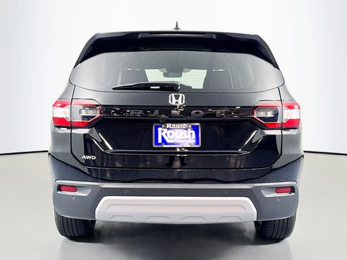Certified 2025 Honda Pilot EX-L image 6