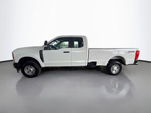 Used 2023 Ford F250 XL image 6