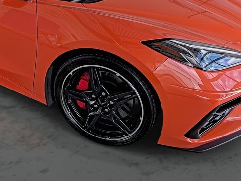 Used 2020 Chevrolet Corvette Stingray Premium Cpe w/ 3LT Preferred Equipment Group image 16