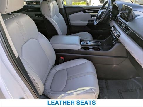 Certified 2024 Honda Pilot EX-L image 25