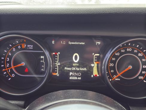 Used 2020 Jeep Gladiator Sport w/ Quick Order Package 24S image 16