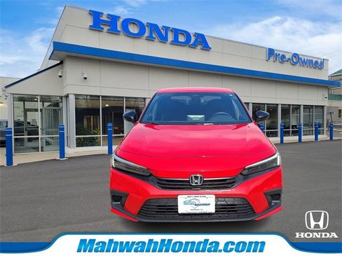 Used 2022 Honda Civic Sport image 2