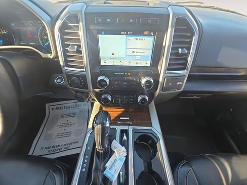 Used 2017 Ford F150 Lariat w/ Equipment Group 502A Luxury AWD/4WD image 11