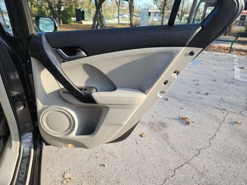 Used 2010 Acura TSX Sedan image 27