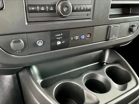 Used 2024 Chevrolet Express 3500 LS image 20