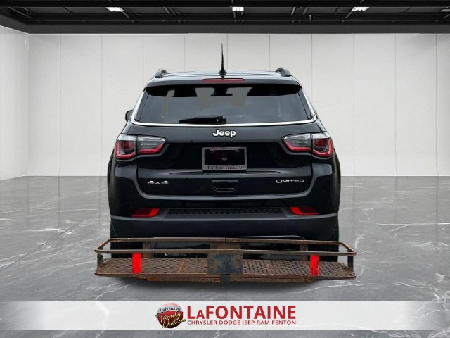 Used 2020 Jeep Compass Limited w/ Premium Lighting Group AWD/4WD image 4