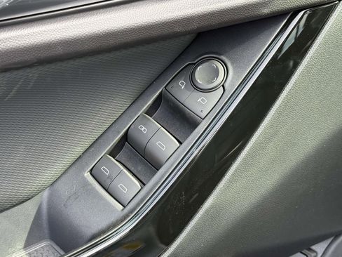 New 2026 Chevrolet Equinox LT w/ Convenience Package II image 20