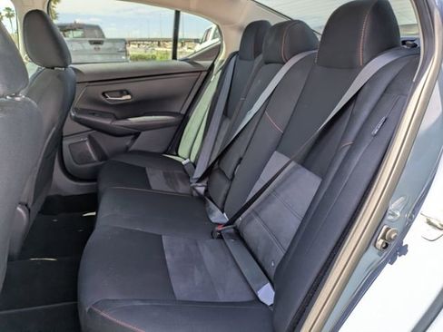 Certified 2024 Nissan Sentra SR FWD image 15