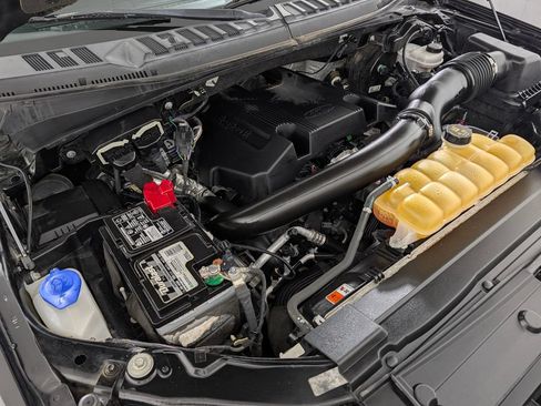 Used 2018 Ford F150 Lariat AWD/4WD image 7
