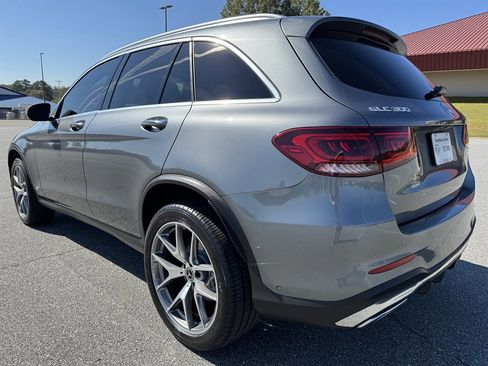 Used 2021 Mercedes-Benz GLC 300 4MATIC w/ AMG Line image 16