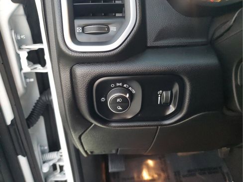 Used 2025 RAM 2500 Big Horn image 32