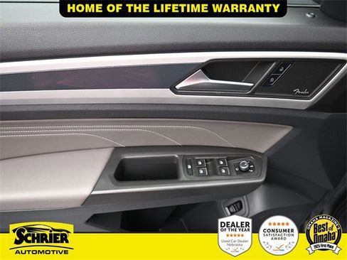 Used 2022 Volkswagen Atlas SEL Premium image 11