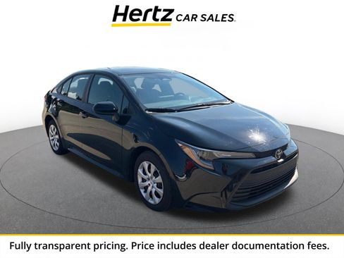 Used 2025 Toyota Corolla LE FWD image 1