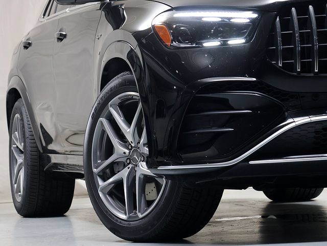 New 2026 Mercedes-Benz GLE 53 AMG 4MATIC Coupe image 4