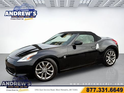 Used 2011 Nissan 370Z Touring RWD image 1