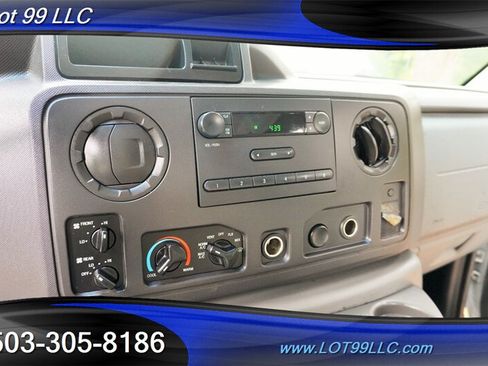 Used 2009 Ford E-250 and Econoline 250 Extended RWD image 21