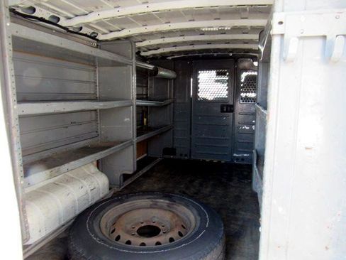 Used 2016 Nissan NV 1500 SV image 13