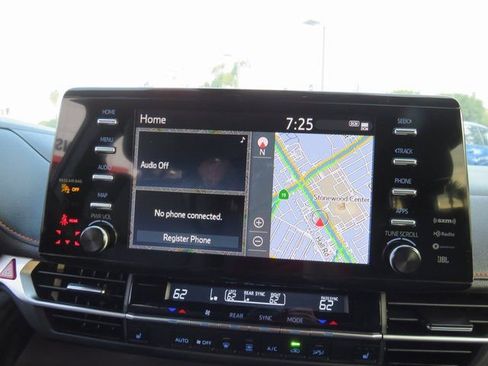 Certified 2023 Toyota Sienna XSE image 32