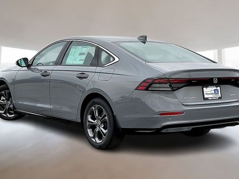 New 2026 Honda Accord EX-L image 3