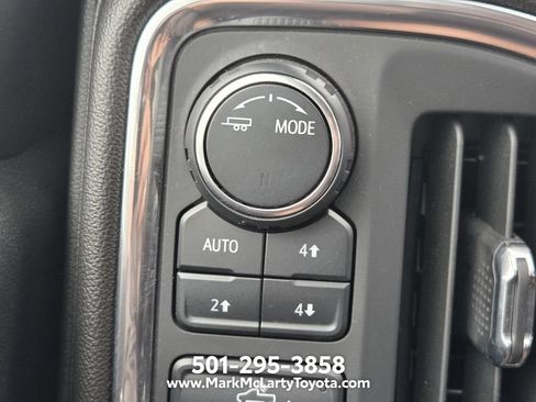 Used 2020 Chevrolet Silverado 1500 LT w/ Texas Edition AWD/4WD image 27