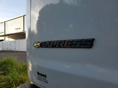 Used 2025 Chevrolet Express 2500 Extended w/ Driver Convenience Package RWD image 6