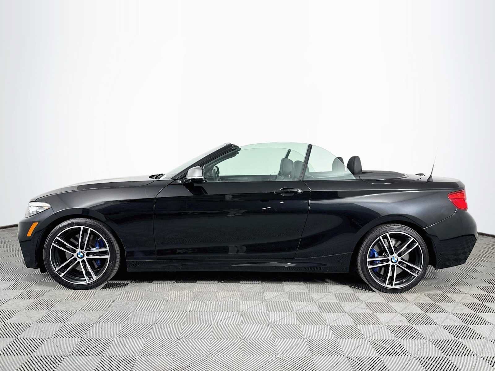 Used 2018 BMW M240i Convertible RWD image 8