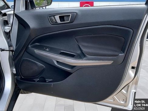 Used 2021 Ford EcoSport SE FWD image 28