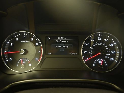 Used 2022 Kia Forte LXS FWD image 14