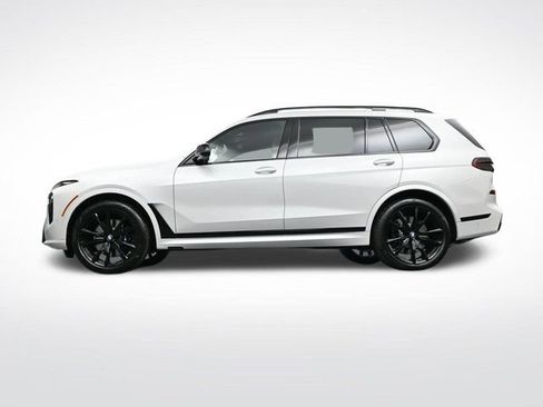 New 2026 BMW X7 M60i image 34