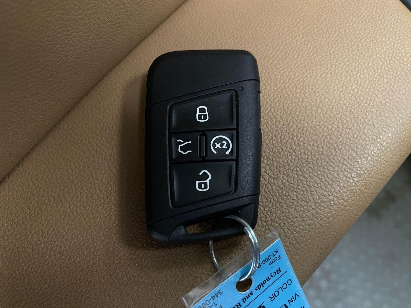 Used 2021 Volkswagen Atlas Cross Sport SEL Premium R-Line AWD/4WD image 33
