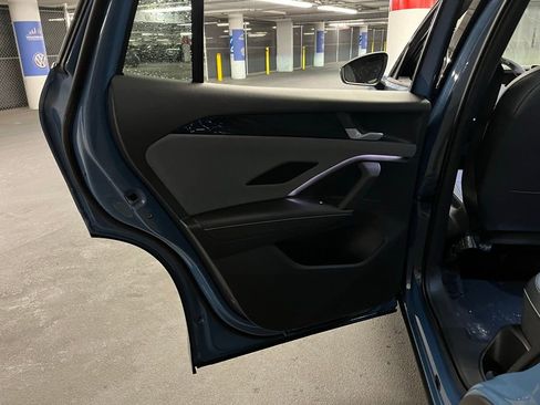 New 2026 Volkswagen Tiguan SE R-Line AWD/4WD image 22