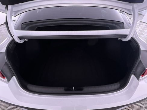 Used 2025 Hyundai Elantra Sport FWD image 27